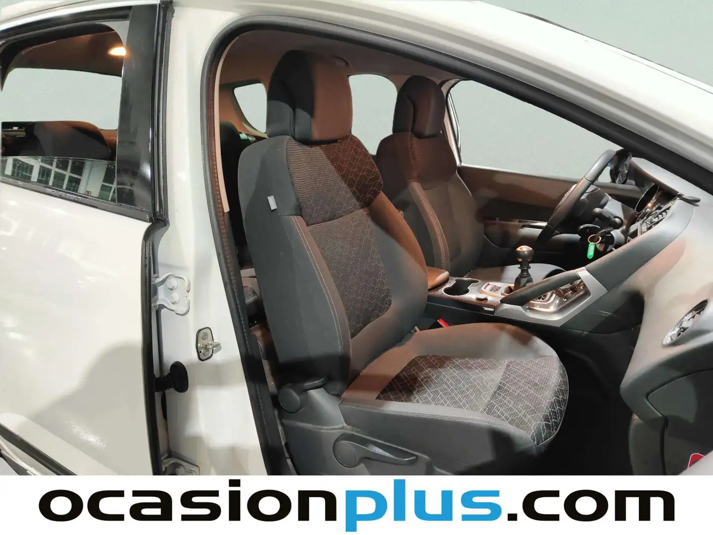 Foto Peugeot 3008 Peugeot 3008 1.6 BlueHDI FAP Style (120 CV)