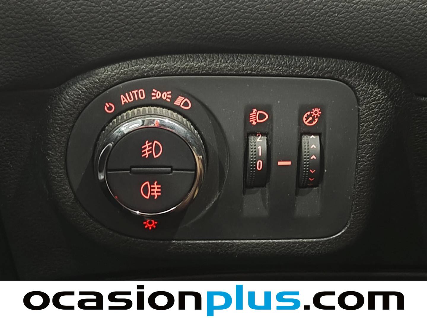 Extras y acabados del Opel Zafira Tourer Opel Zafira Tourer 2.0 CDTi S&S Ecoflex Selective (130 CV) 7 Plazas