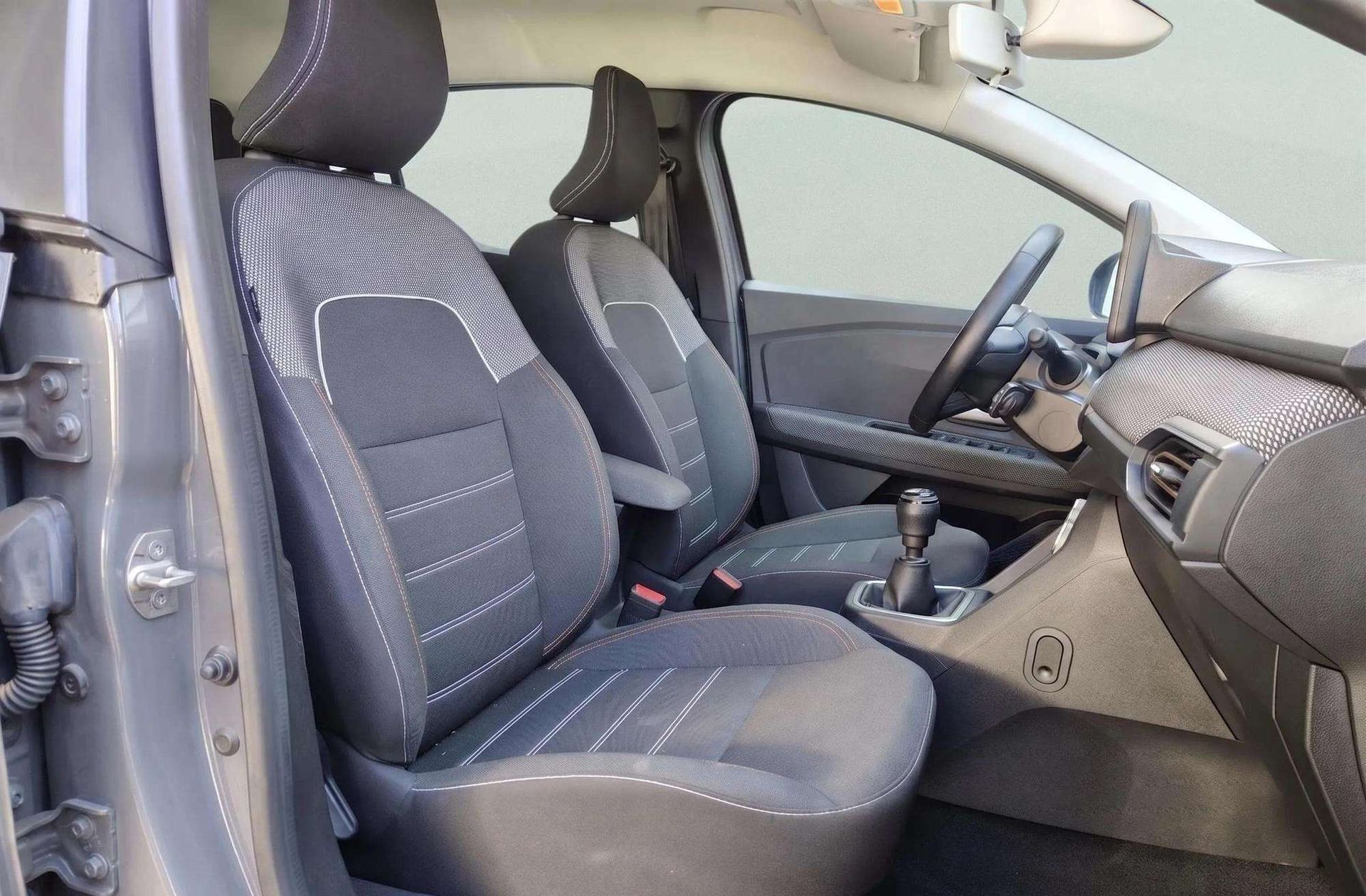 Dacia Sandero Stepway Expression TCe - foto 17