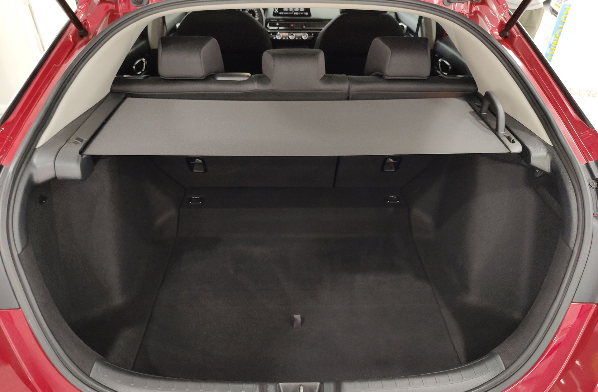 Honda Civic 2.0 i-MMD Elegance CVT - foto 15