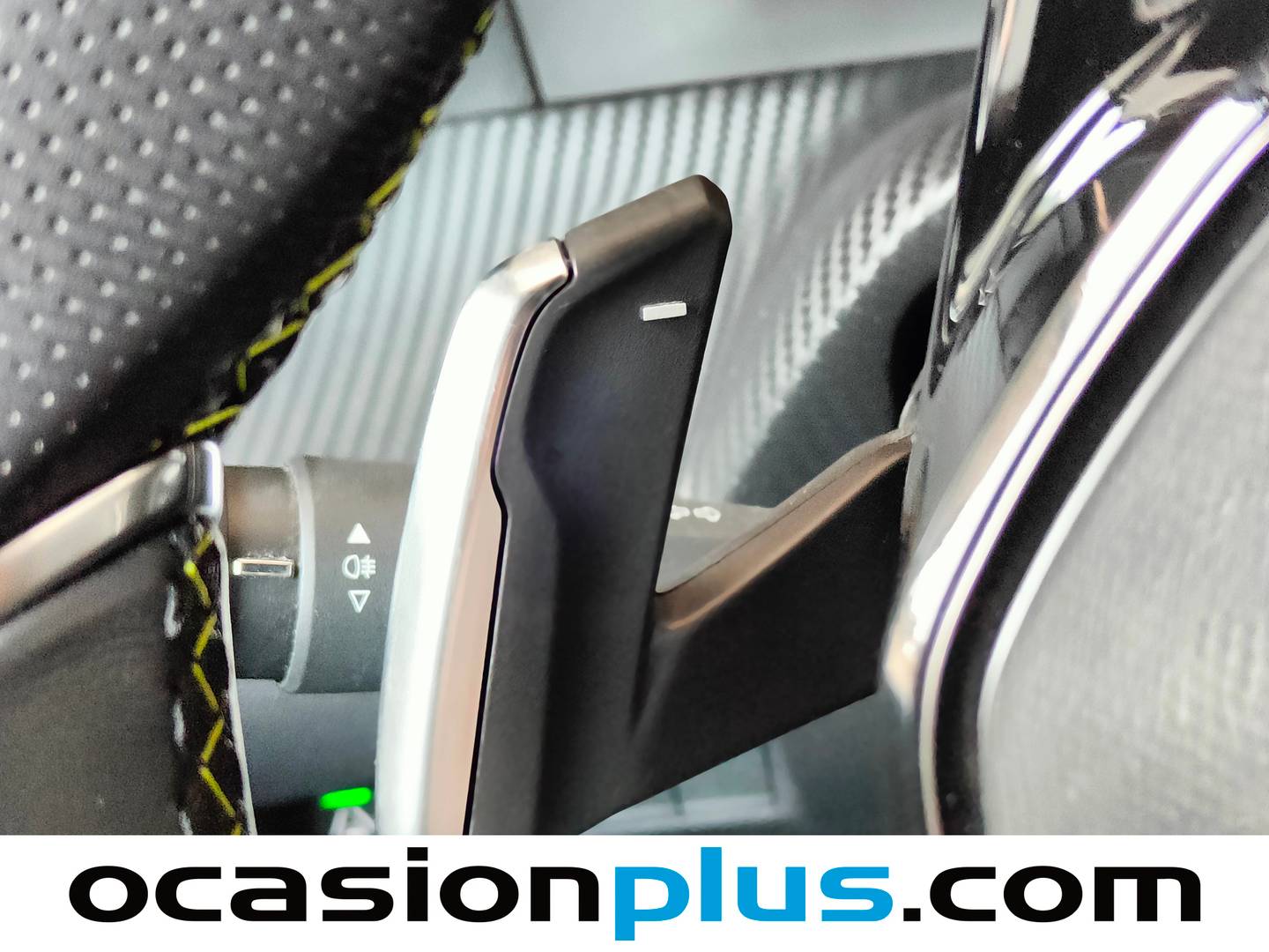 Peugeot 208 Peugeot 208 PureTech 130 GT Line EAT8 (130 CV) gasolina