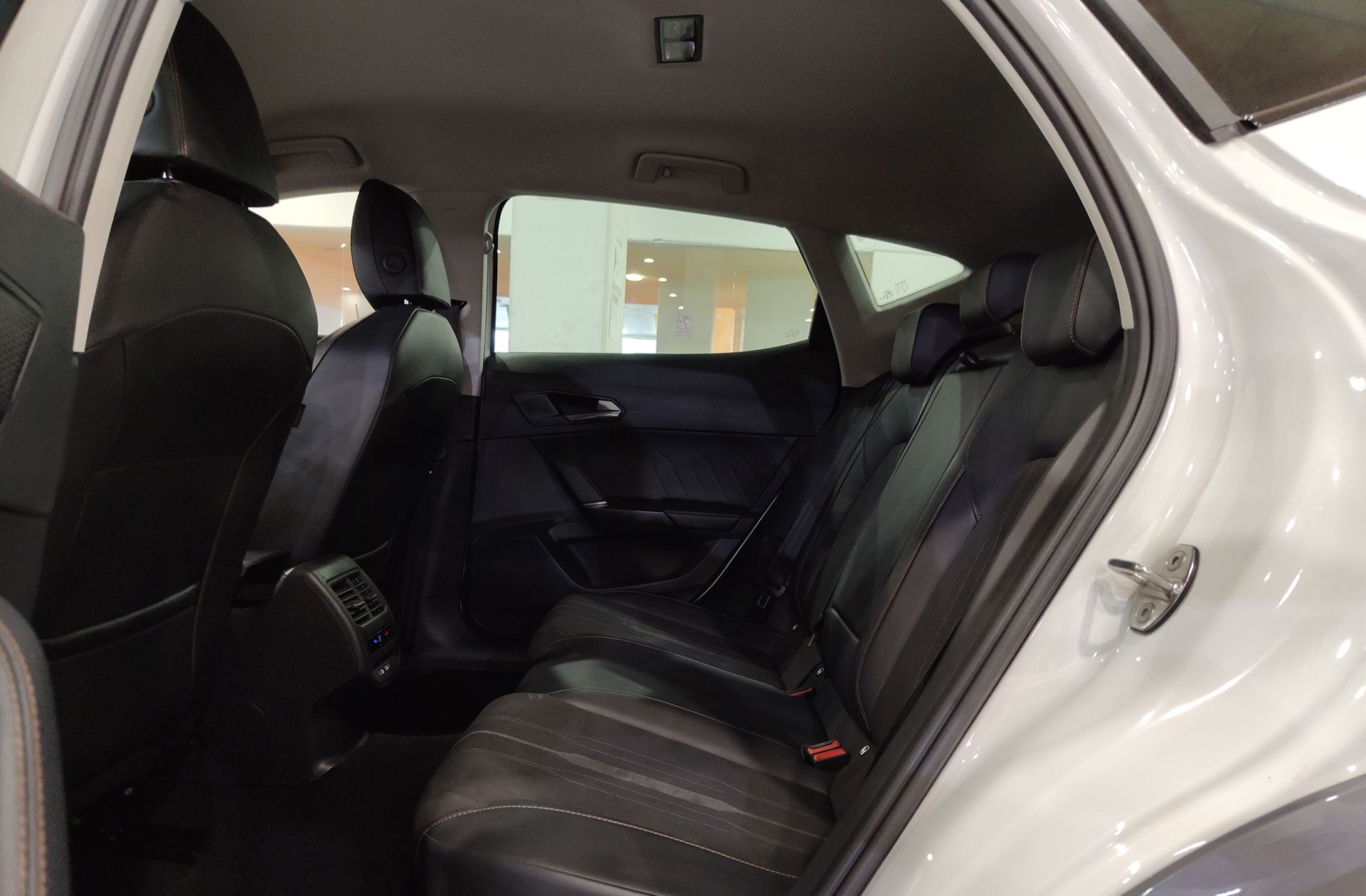 Cupra Formentor 1.5 TSI DSG - foto 11