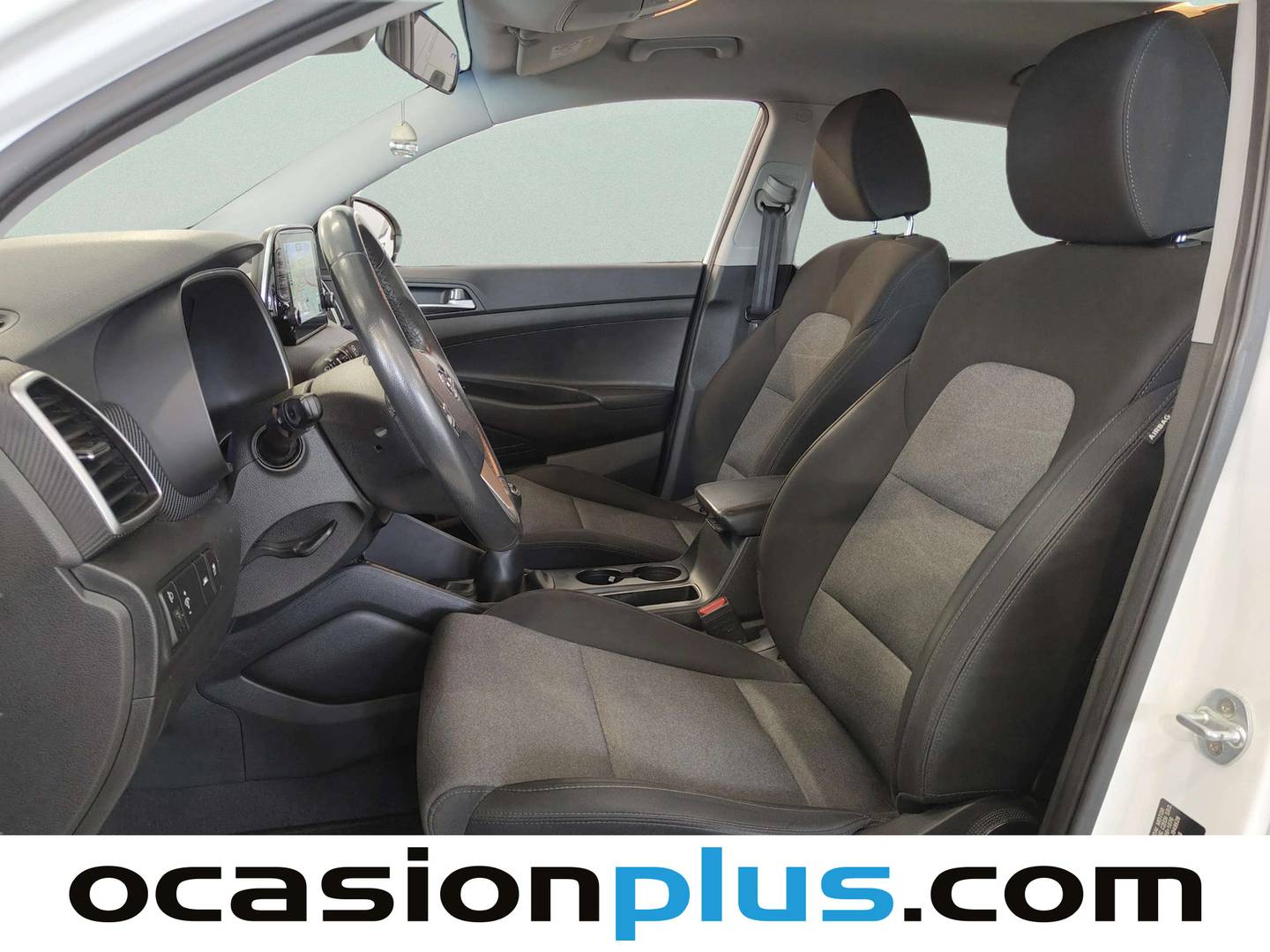 Foto asientos delanteros Hyundai Tucson Hyundai Tucson 1.6 CRDI 48V SLE 4x2 (116 CV)
