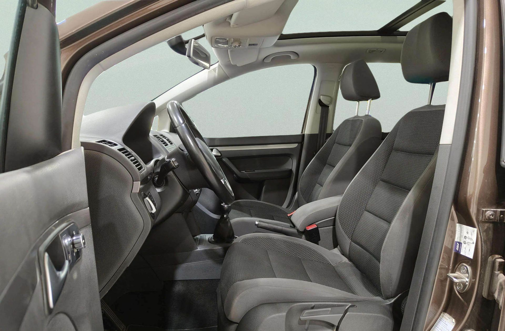 Volkswagen Touran Advance 1.6 TDI - foto 12