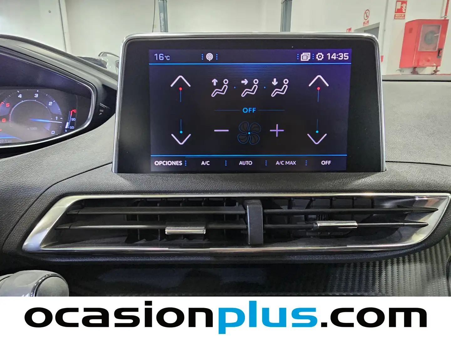 Foto Peugeot 3008 Peugeot 3008 BlueHDI 130 S&S Active EAT8  (130 CV)