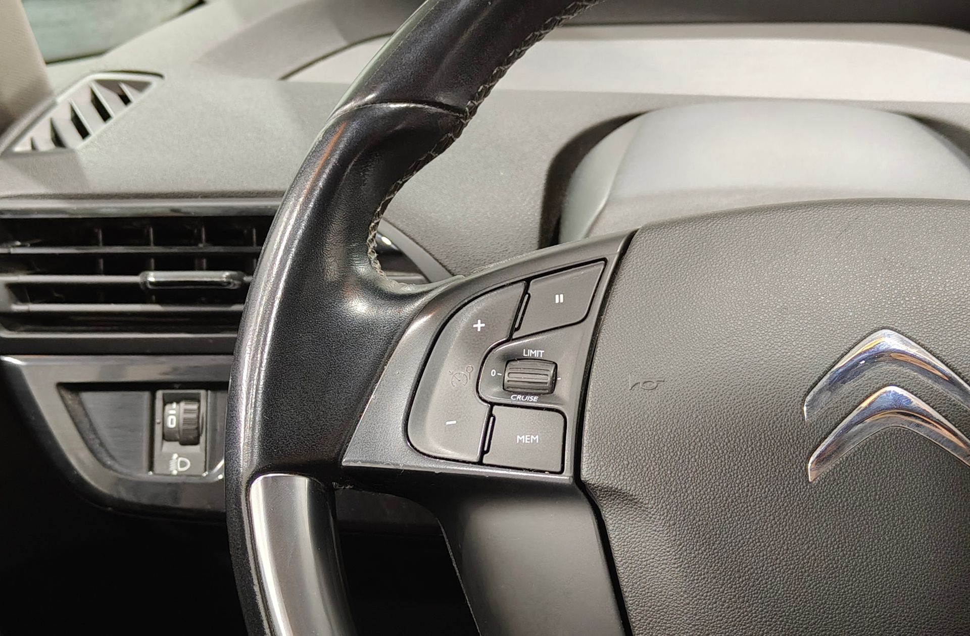 Citroën C4 Grand Picasso PureTech 130 Feel 7 plazas - foto 26