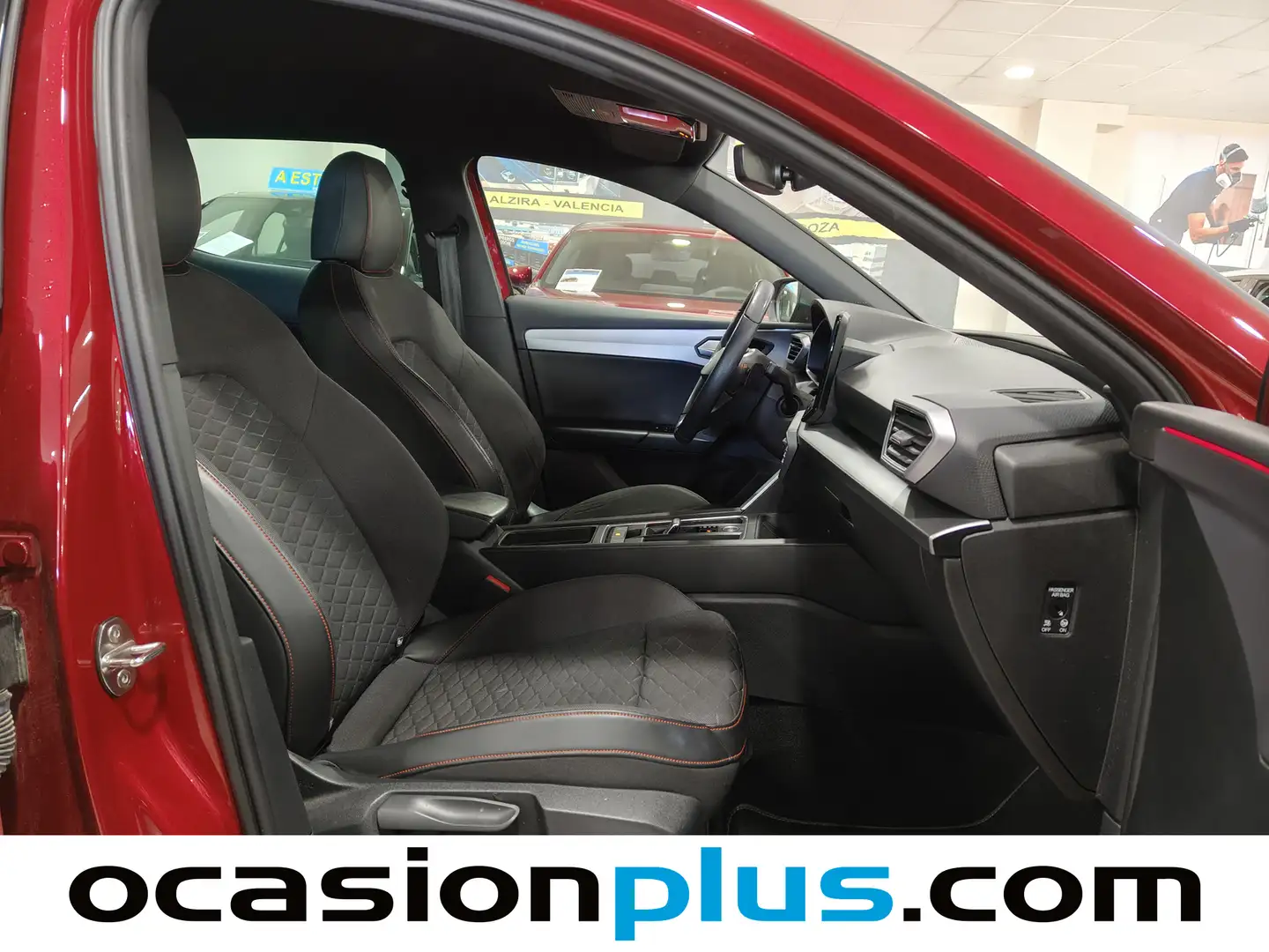 Foto Seat León SEAT León 1.5 eTSI S&S FR Go L DSG (150 CV)