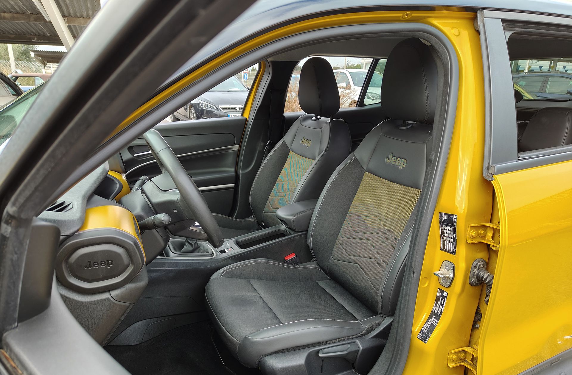 Jeep Avenger 1.2 G Summit - foto 12
