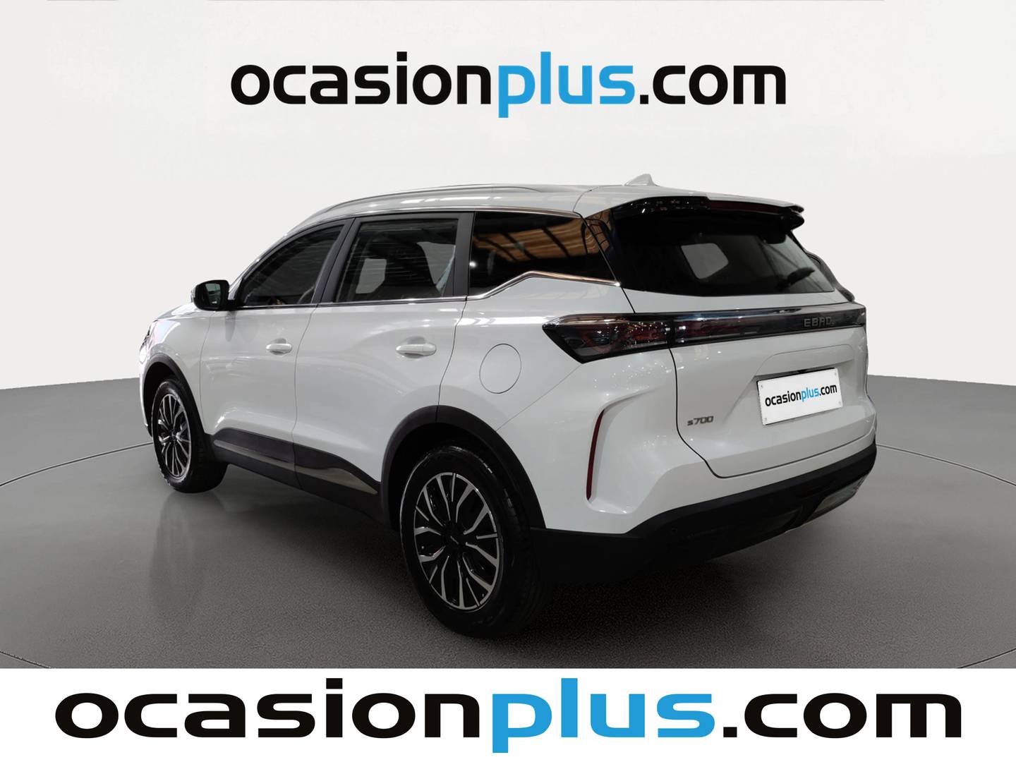 Foto trasera EBRO S700 EBRO S700 1.6 TGDI Comfort DCT (147 CV) izquierda