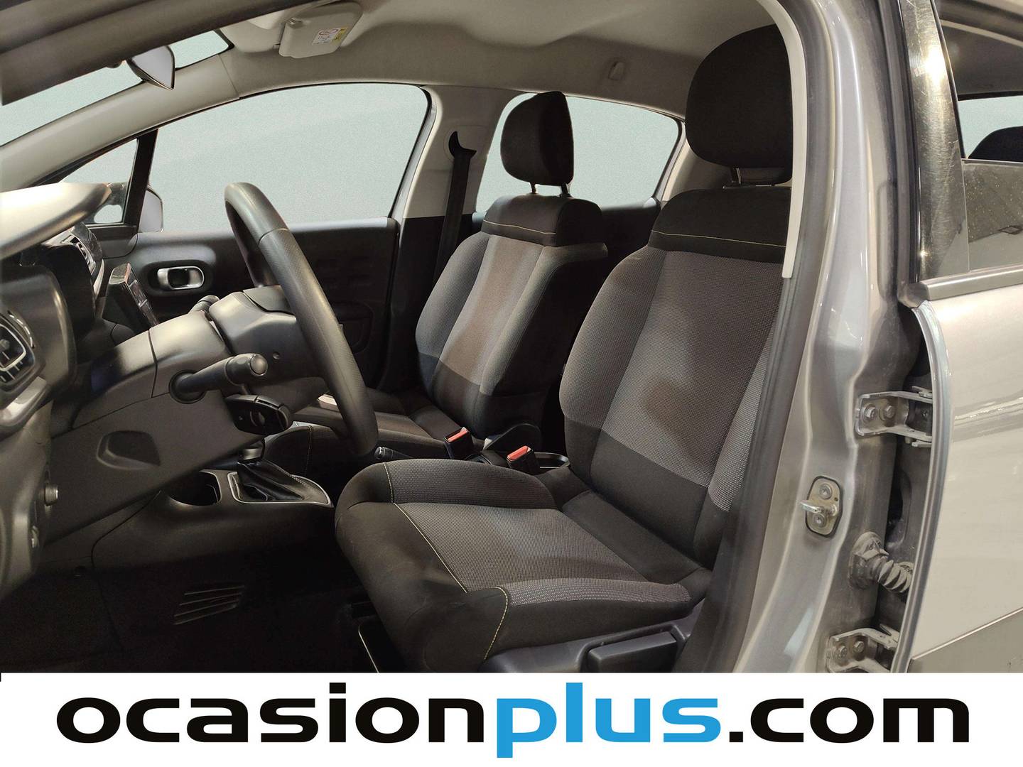 Foto asientos delanteros Citroën C3 Citroën C3 PureTech 110 S&S Shine EAT6 (110 CV)