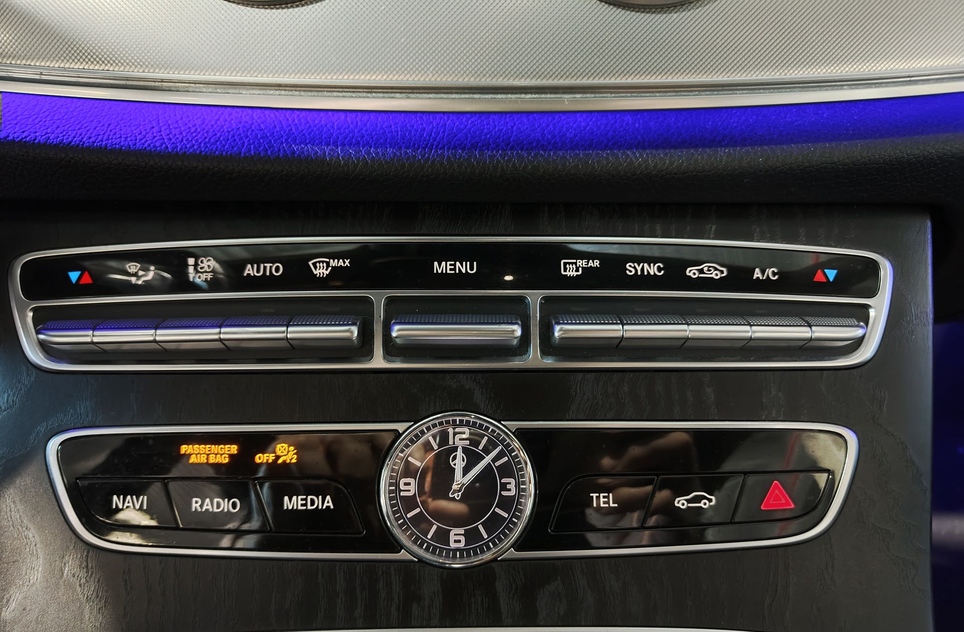 Mercedes-Benz Clase E E 220 d Coupe Pack AMG - foto 32