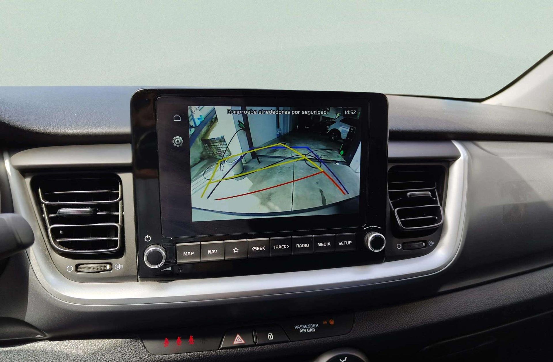 Kia Stonic 1.0 T-GDi MHEV Concept - foto 9