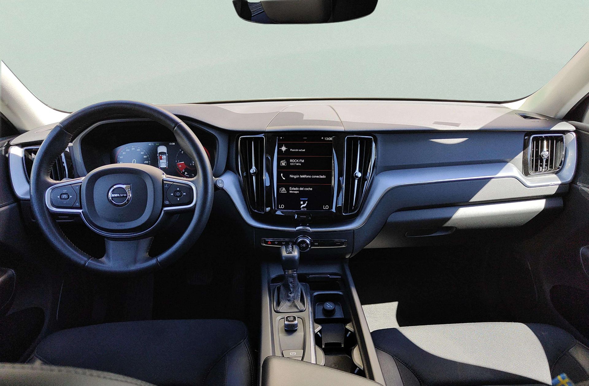 Volvo XC60 B4 Momentum AWD - foto 6