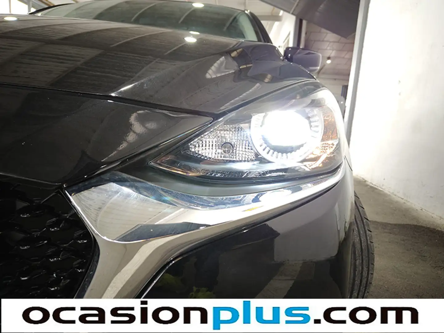 Foto Mazda Mazda2 Mazda Mazda 2 1.5 GE Black Tech Edition (75 CV)