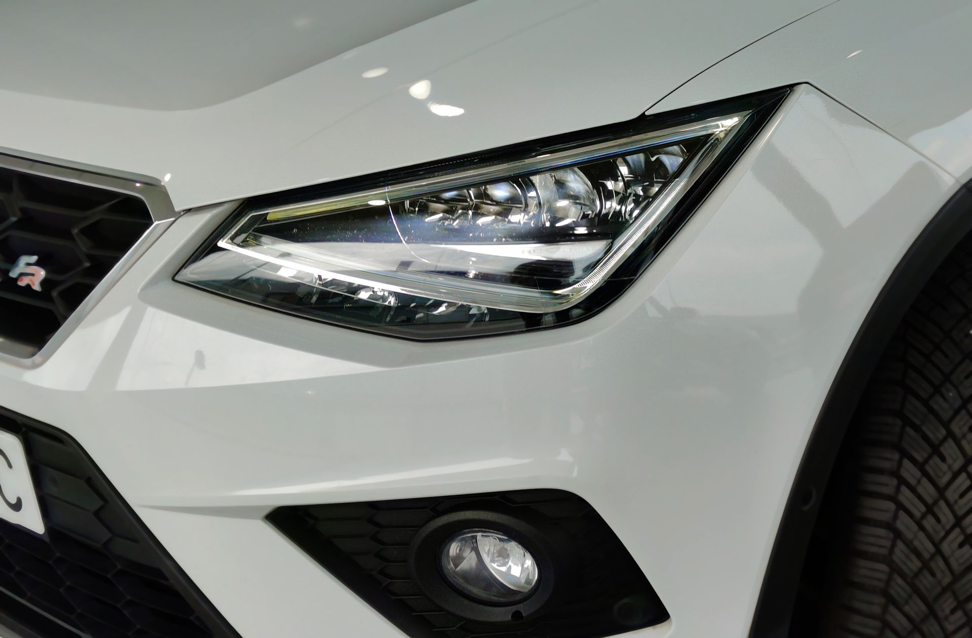 SEAT Arona 1.0 TSI Ecomotive FR Edition - foto 19
