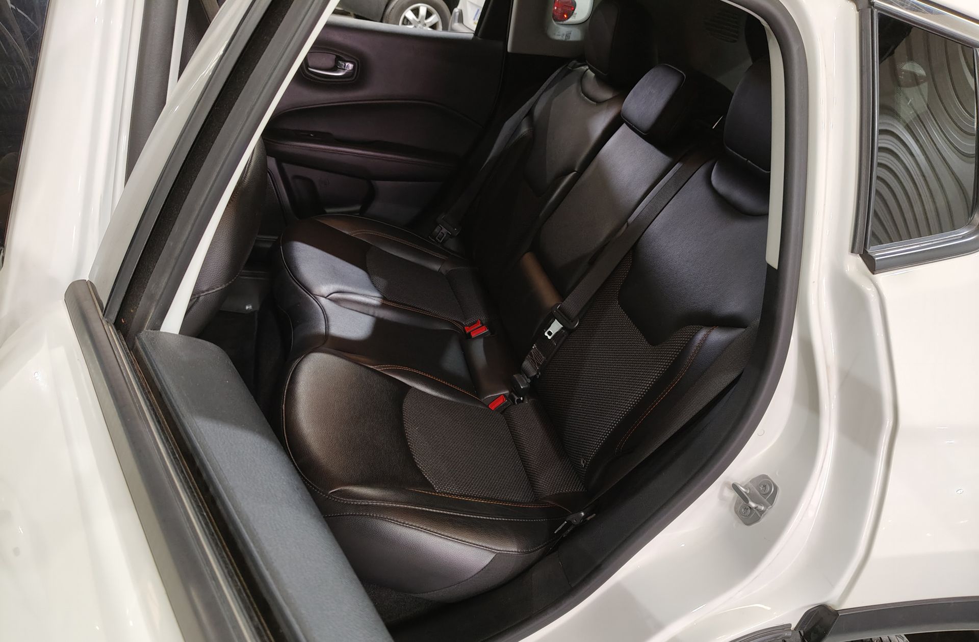 Jeep Compass 1.4 MultiAir Limited 4x2 - foto 14