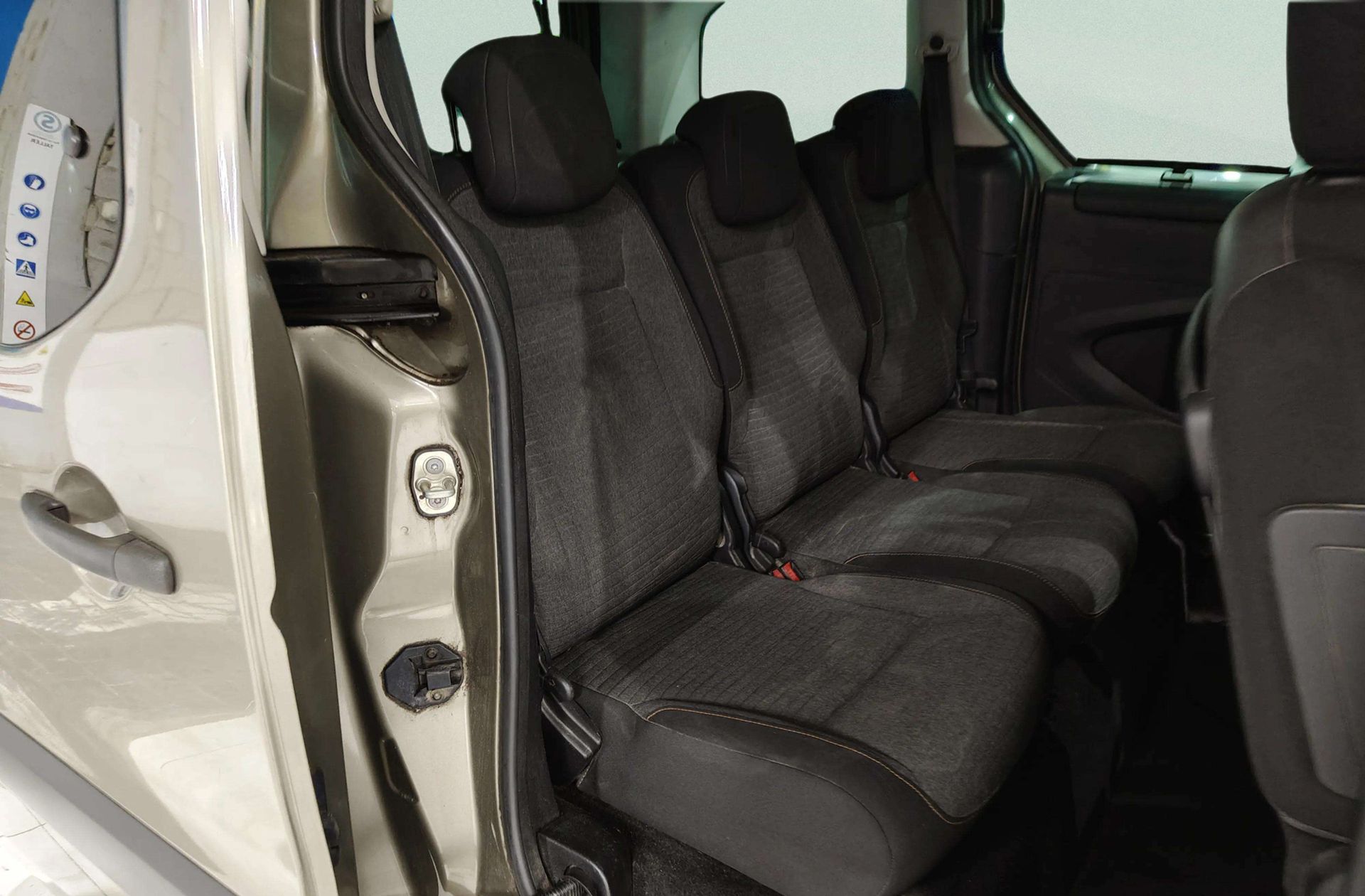 Citroën Berlingo Combi BlueHDi 100 Multispace 20 Aniversario - foto 17