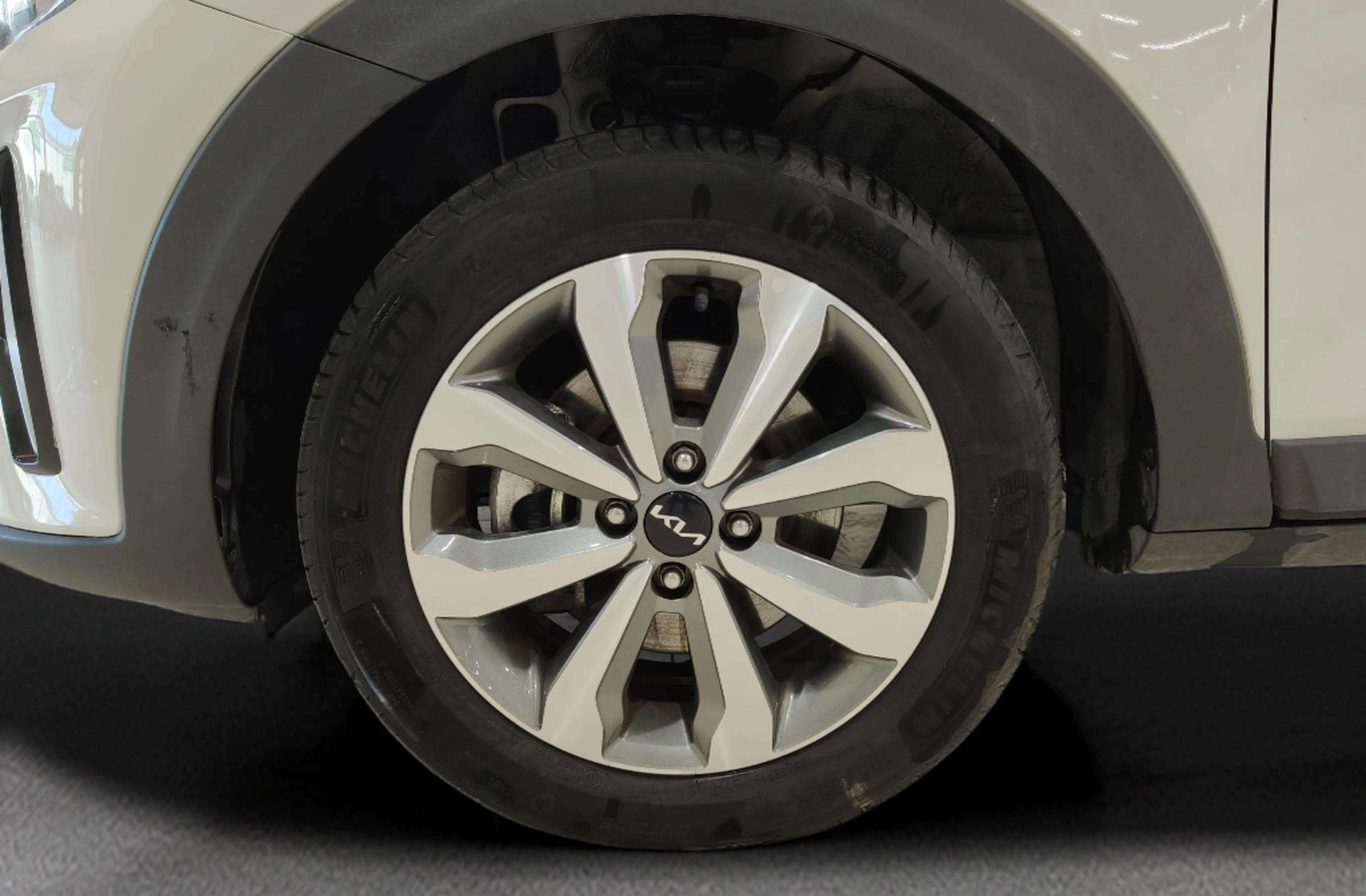 Kia Stonic 1.0 T-GDi MHEV Concept - foto 31