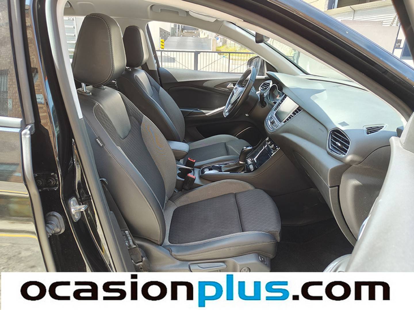 Foto Opel Grandland X Opel Grandland X 1.2 Turbo Ultimate Auto (130 CV)