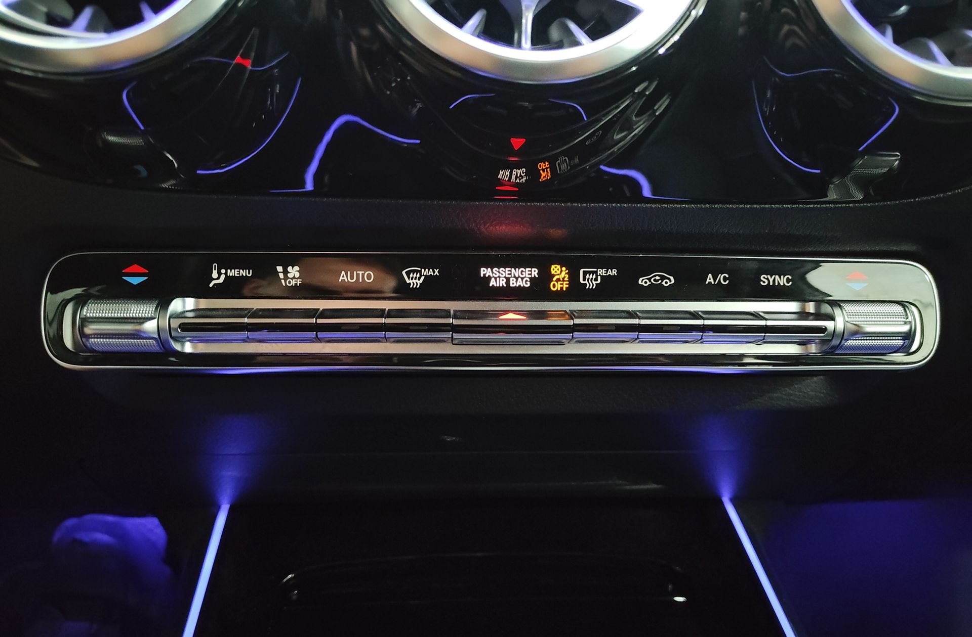 Mercedes-Benz GLA 200 - foto 31