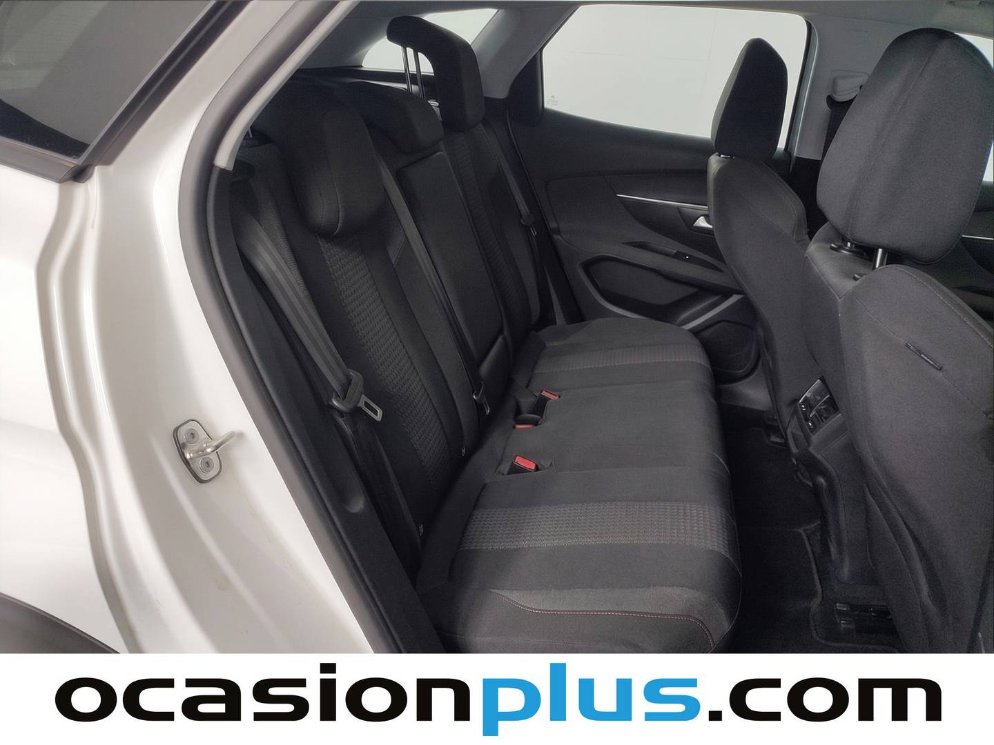 Peugeot 3008 Peugeot 3008 PureTech 130 Active (130 CV) km 0