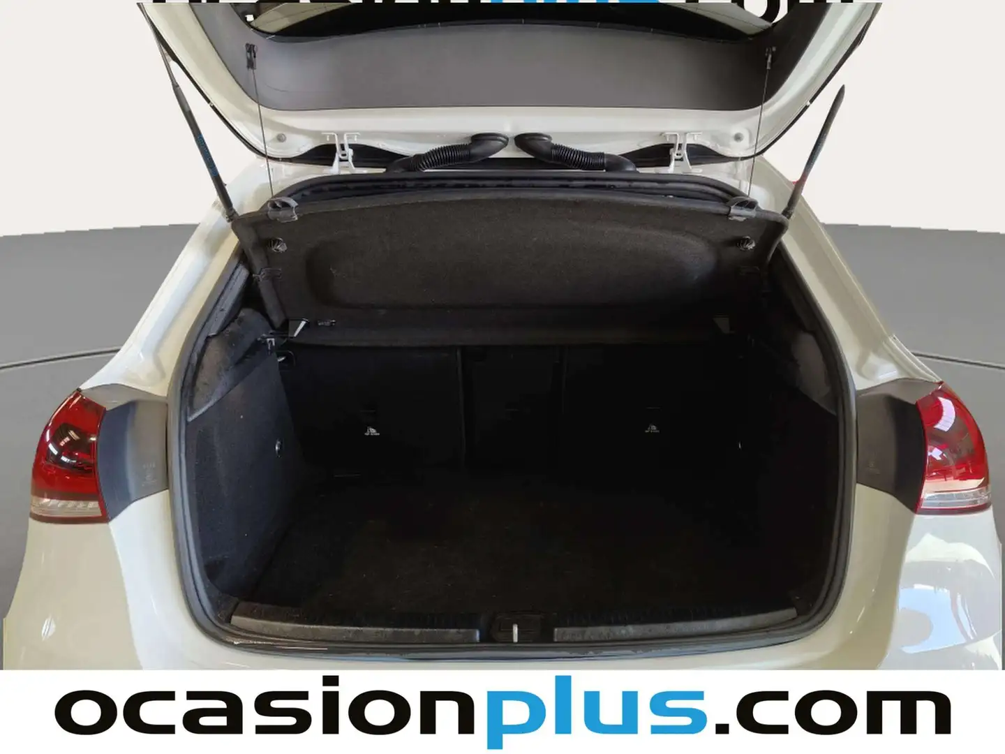 Foto Mercedes Clase A Mercedes-Benz Clase A 180 d (116 CV) Pack AMG