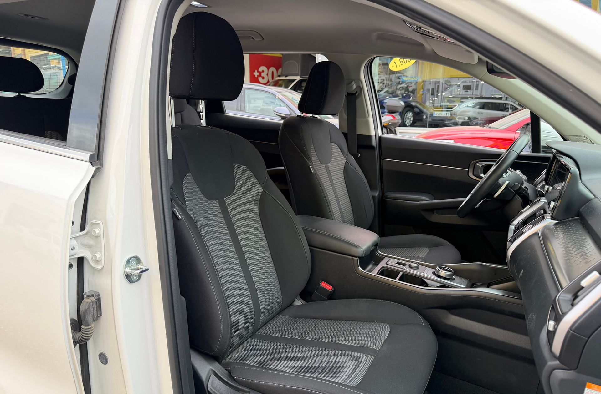 Kia Sorento 1.6 T-GDi HEV Drive 4x2 7 plazas - foto 21