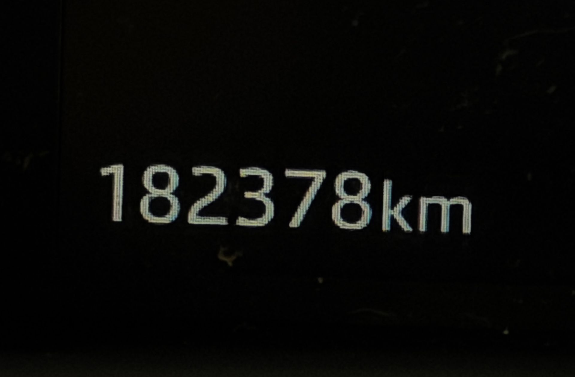 Jaguar F-Pace 2.0L i4D Prestige AWD - foto 9