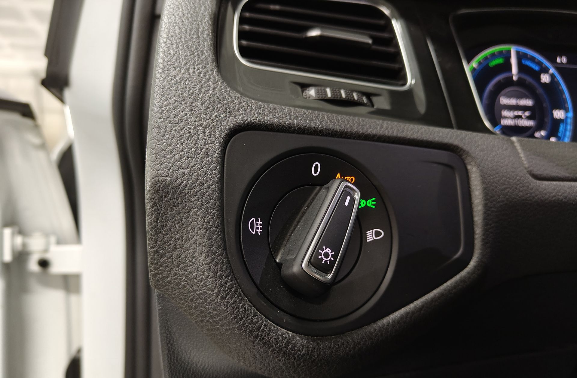 Volkswagen Golf e-Golf e-Golf ePower - foto 24