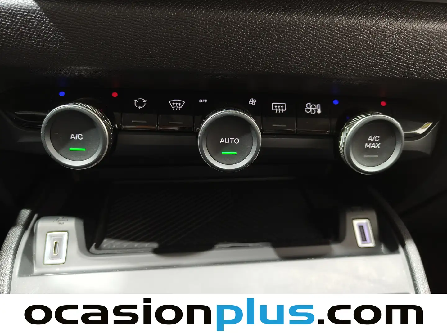 Foto Citroën C4 Citroen C4 PureTech 130 S&S 6v Feel Pack (130 CV)