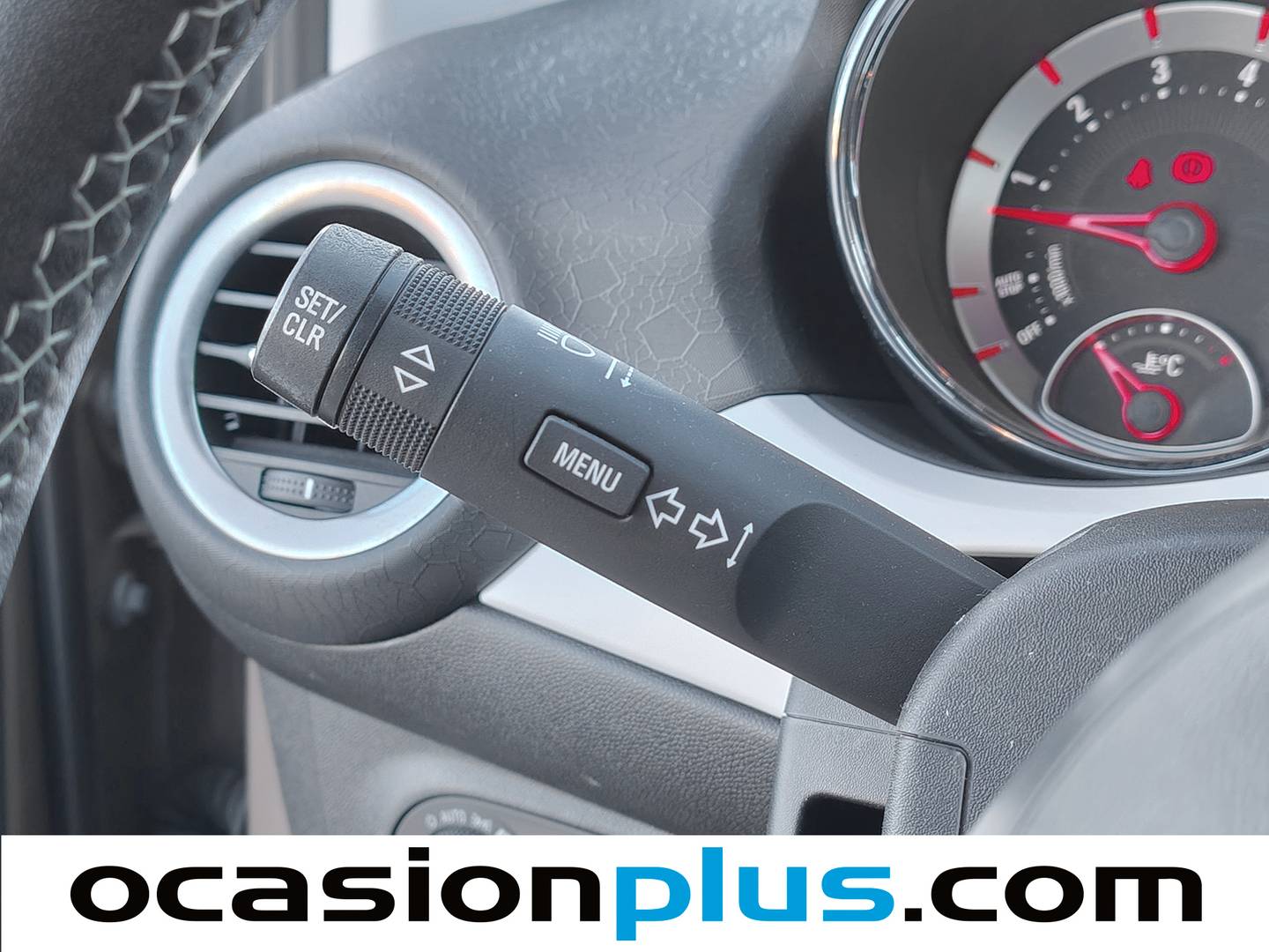 Foto Opel Adam Opel Adam 1.4 XEL Glam (87 CV)