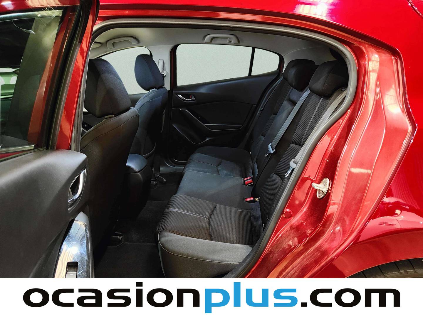 Foto asientos traseros Mazda Mazda3 Mazda Mazda 3 2.0 GE Black Tech Edition MT (165 CV)