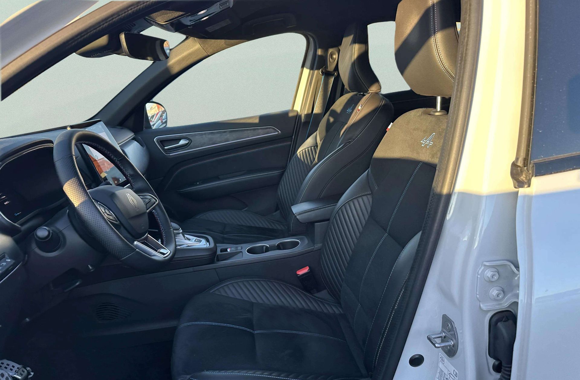 Renault Arkana Esprit Alpine E-Tech Híbrido - foto 10