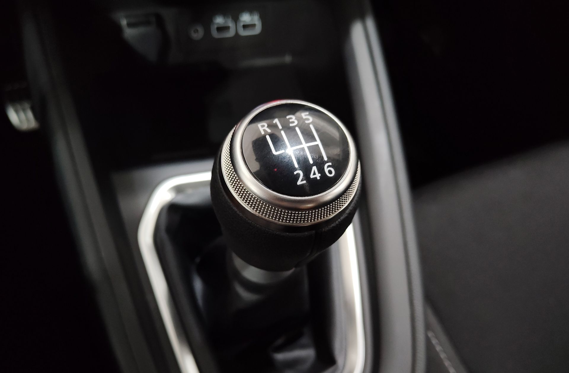 Mitsubishi Colt 100T Motion - foto 5