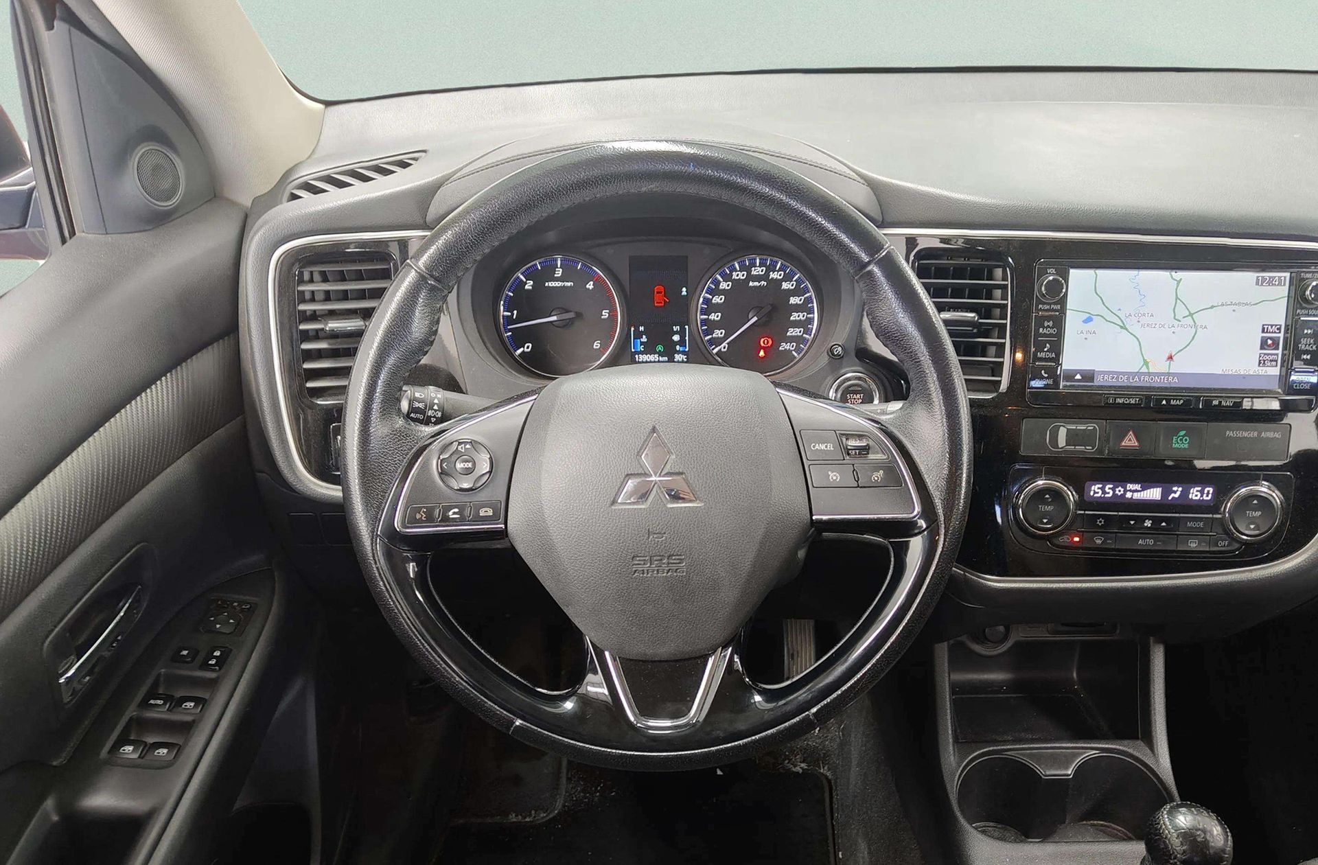 Mitsubishi Outlander 220 DI-D Motion 2WD 7 plazas - foto 22