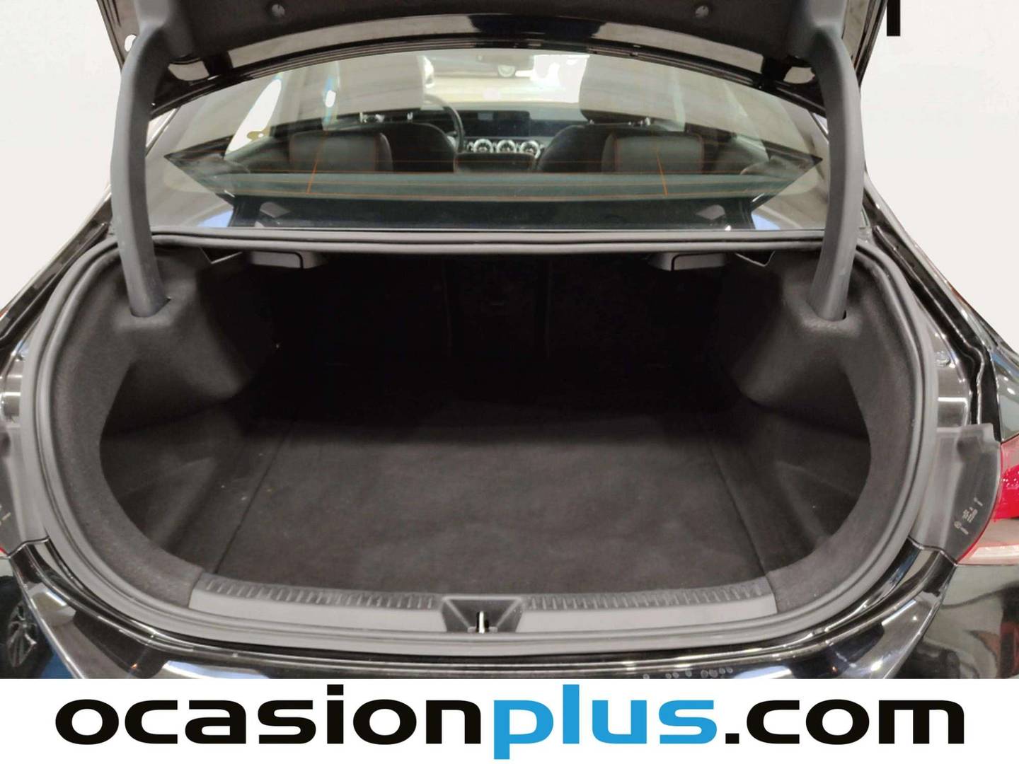 Fotos maletero Mercedes Clase A Mercedes-Benz Clase A 180  (136 CV) Pack AMG