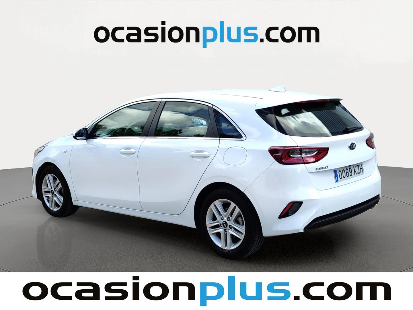 Foto trasera KIA Ceed KIA Ceed 1.0 T-GDi Business (120 CV) izquierda