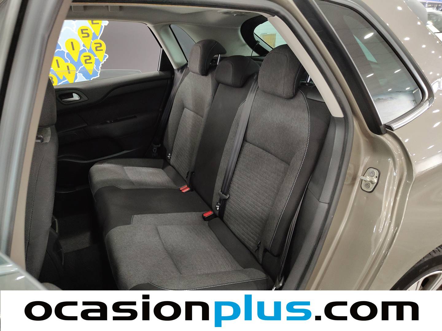 Foto asientos traseros Citroën C4 Citroën C4 PureTech 130 S&S Feel Edition (130 CV)