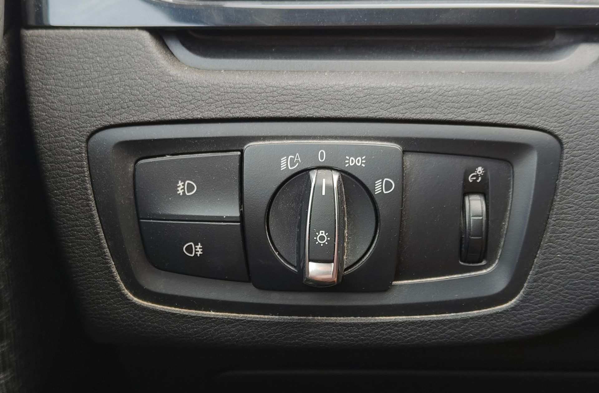 BMW X1 sDrive18d - foto 12