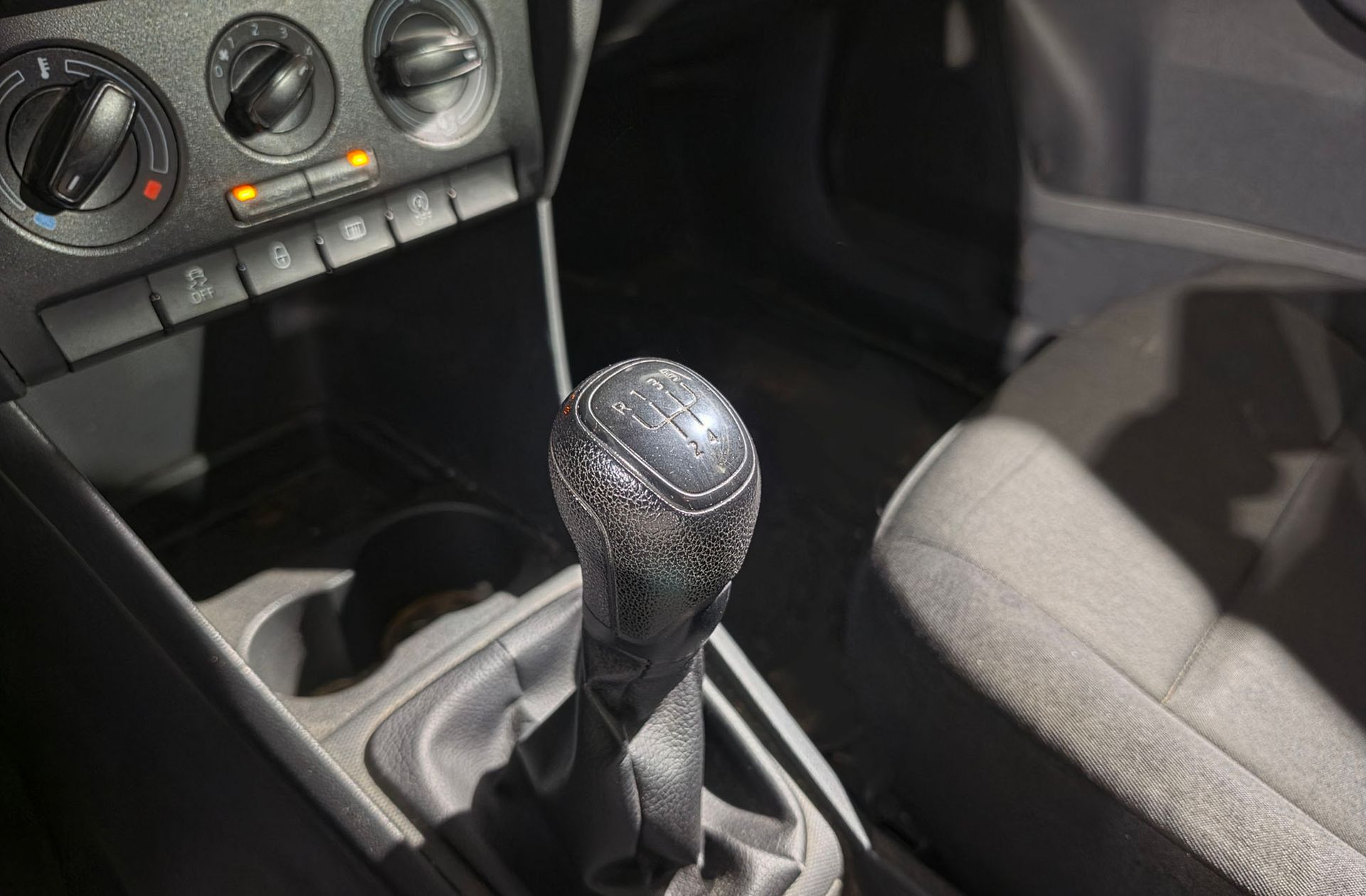 Škoda Spaceback 1.6 TDI Active Green TEC - foto 5