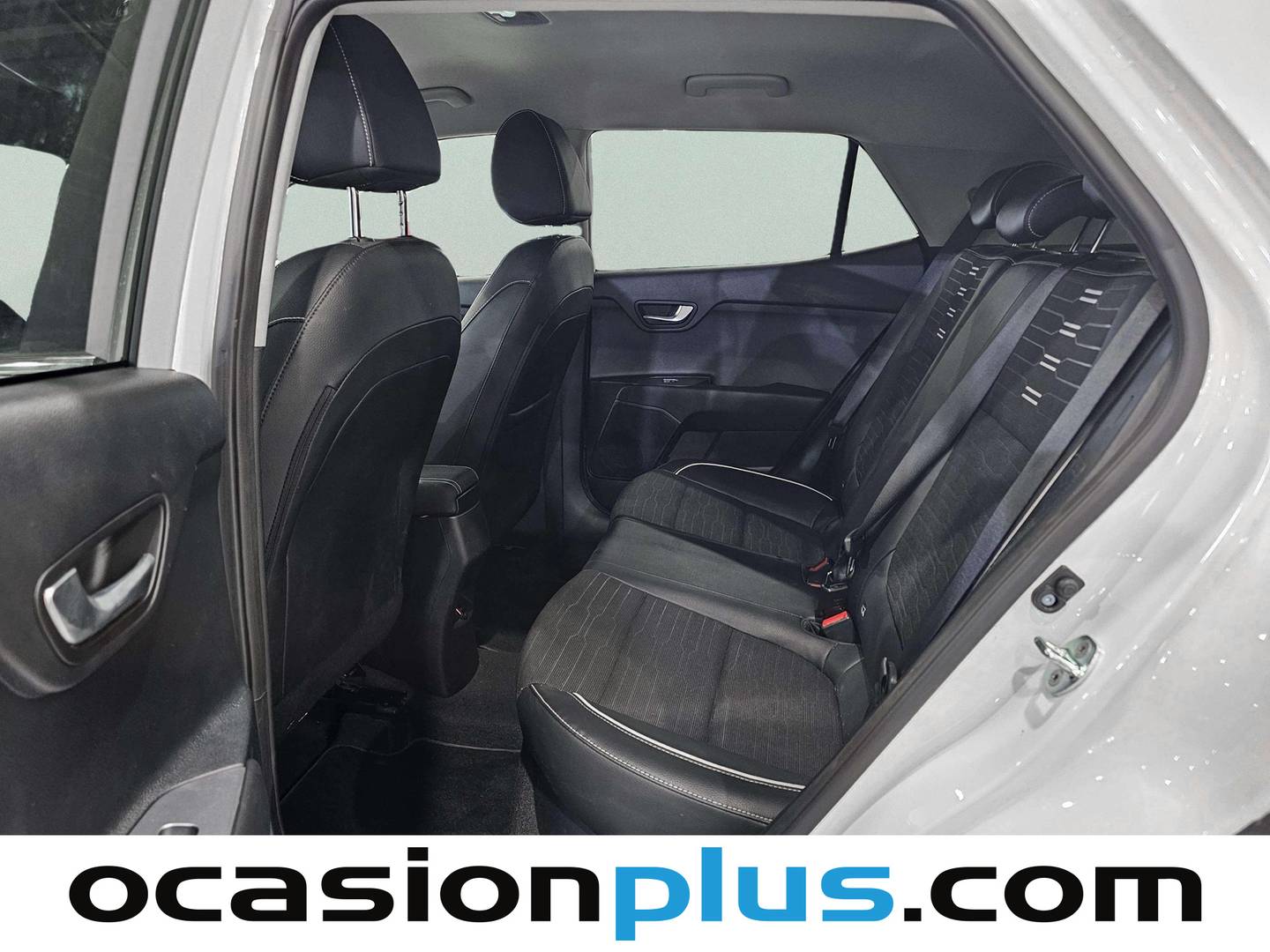 Foto asientos traseros KIA Stonic KIA Stonic 1.0 T-GDi MHEV iMT GT Line (100 CV)