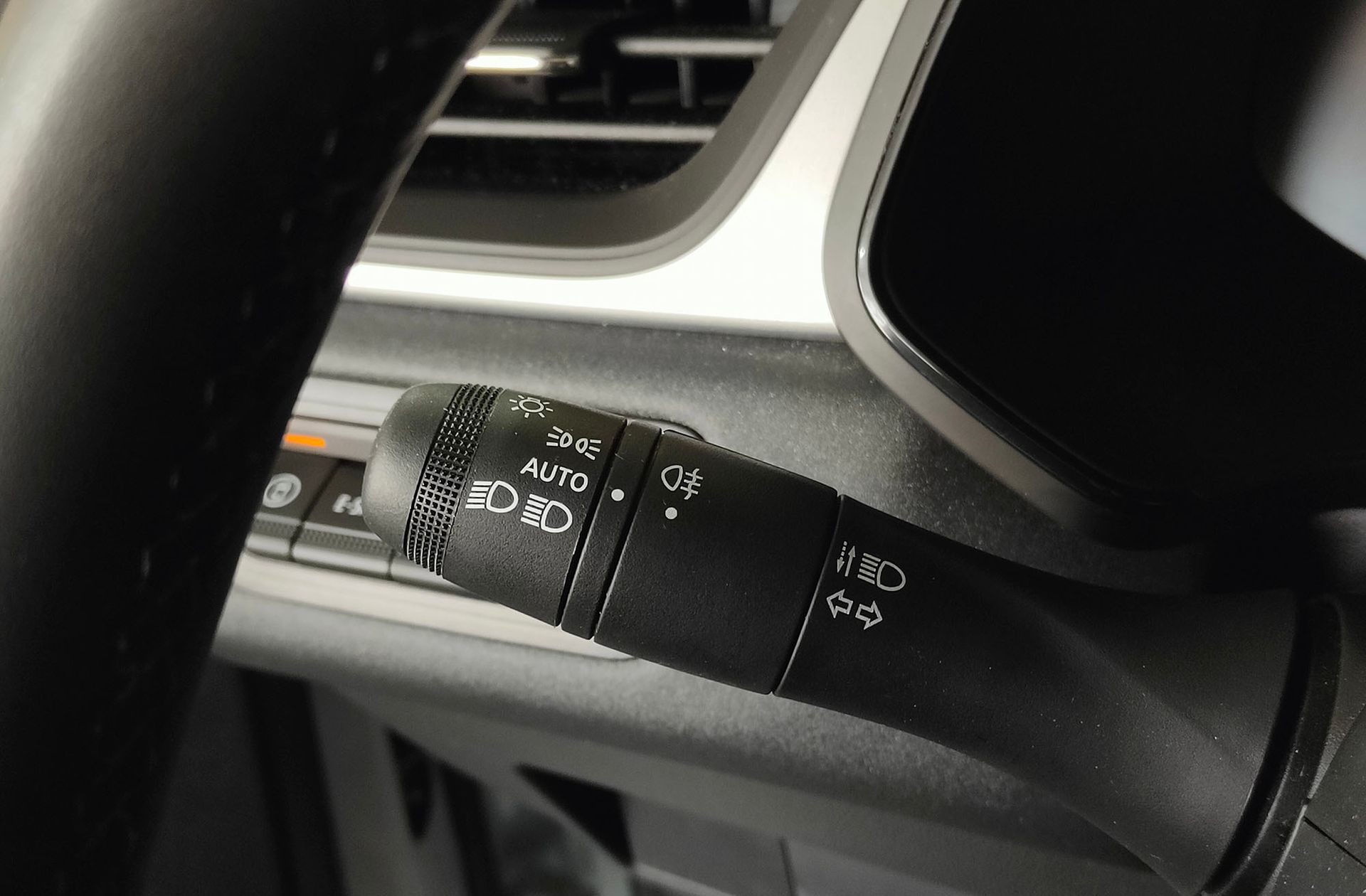 Renault Captur Evolution full hybrid E-Tech - foto 25
