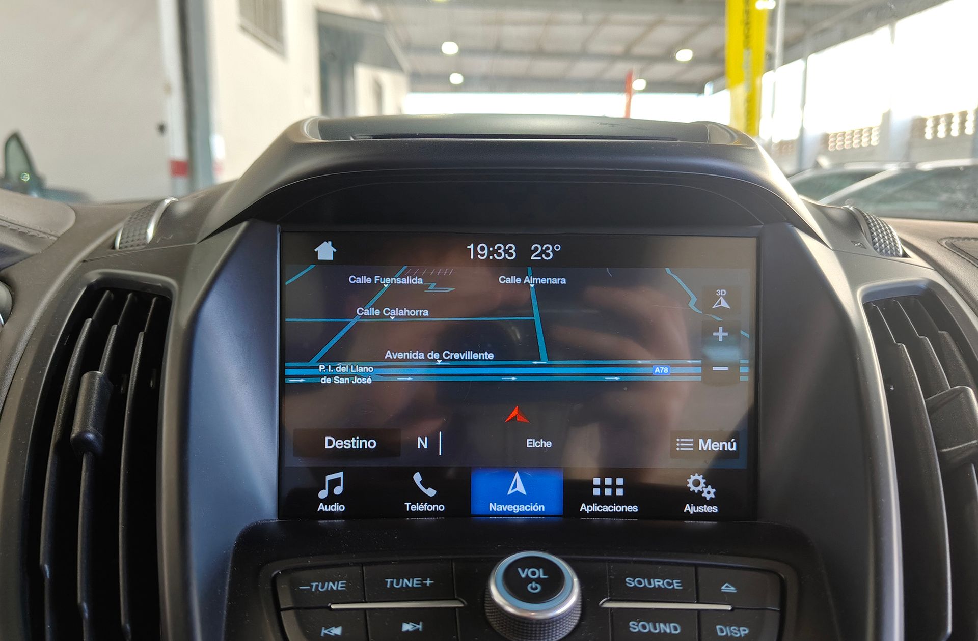 Ford Kuga 2.0 TDCi Vignale 4x4 Powershift - foto 7