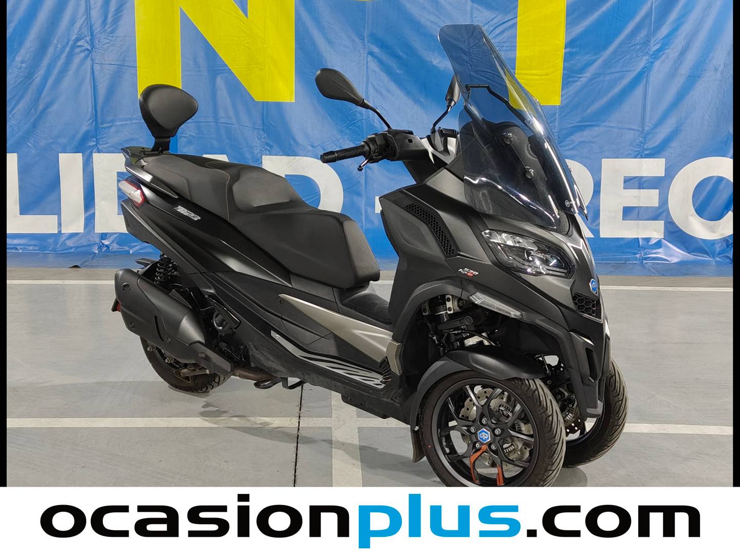 Foto delantera Piaggio MP3 530 HPE Exclusive Piaggio MP3 530 HPE Exclusive 530 HPE Exclusive derecha