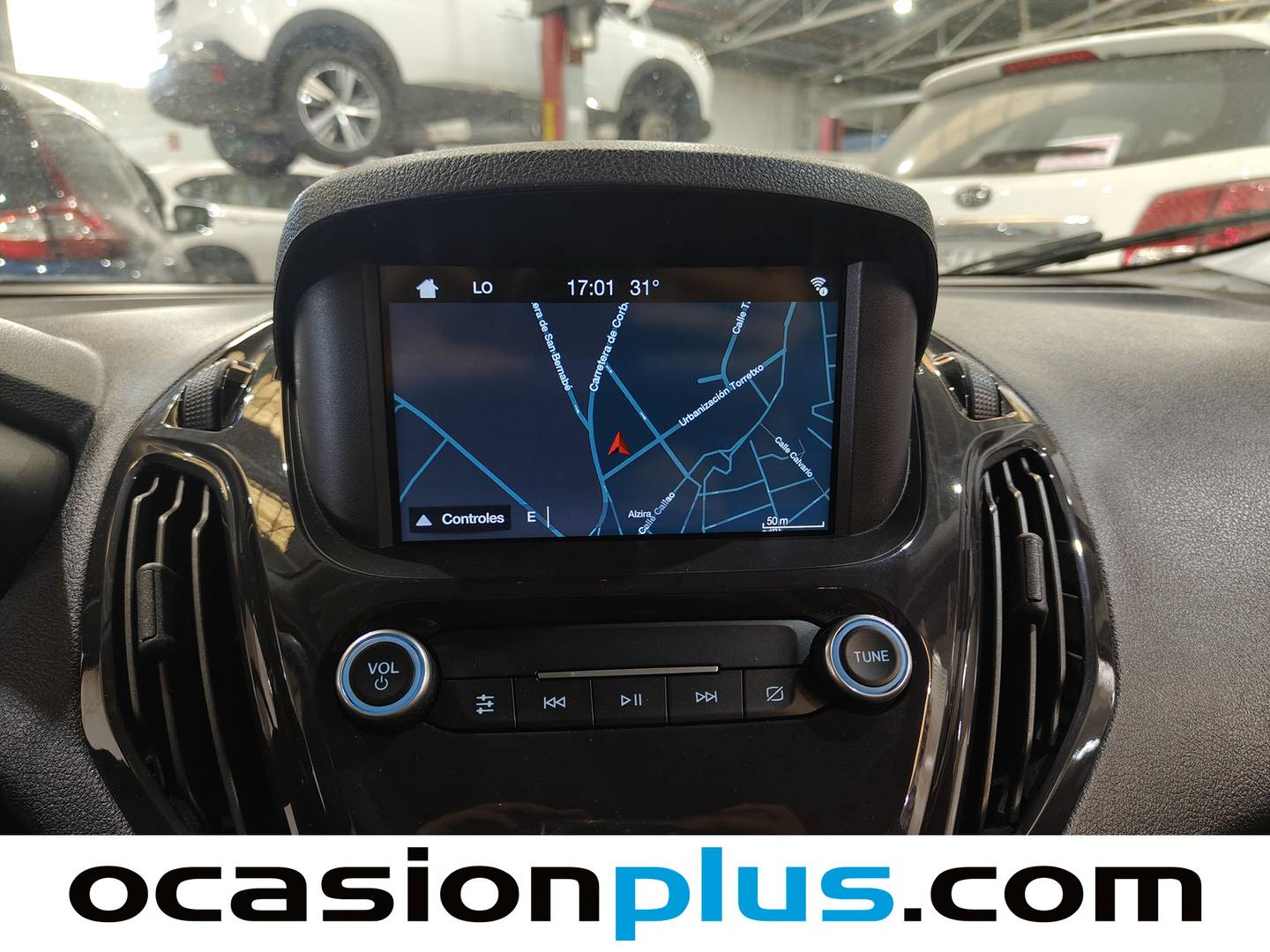 Extras y acabados del Ford Tourneo Courier Ford Tourneo Courier 1.5 TDCi Sport (100 CV)