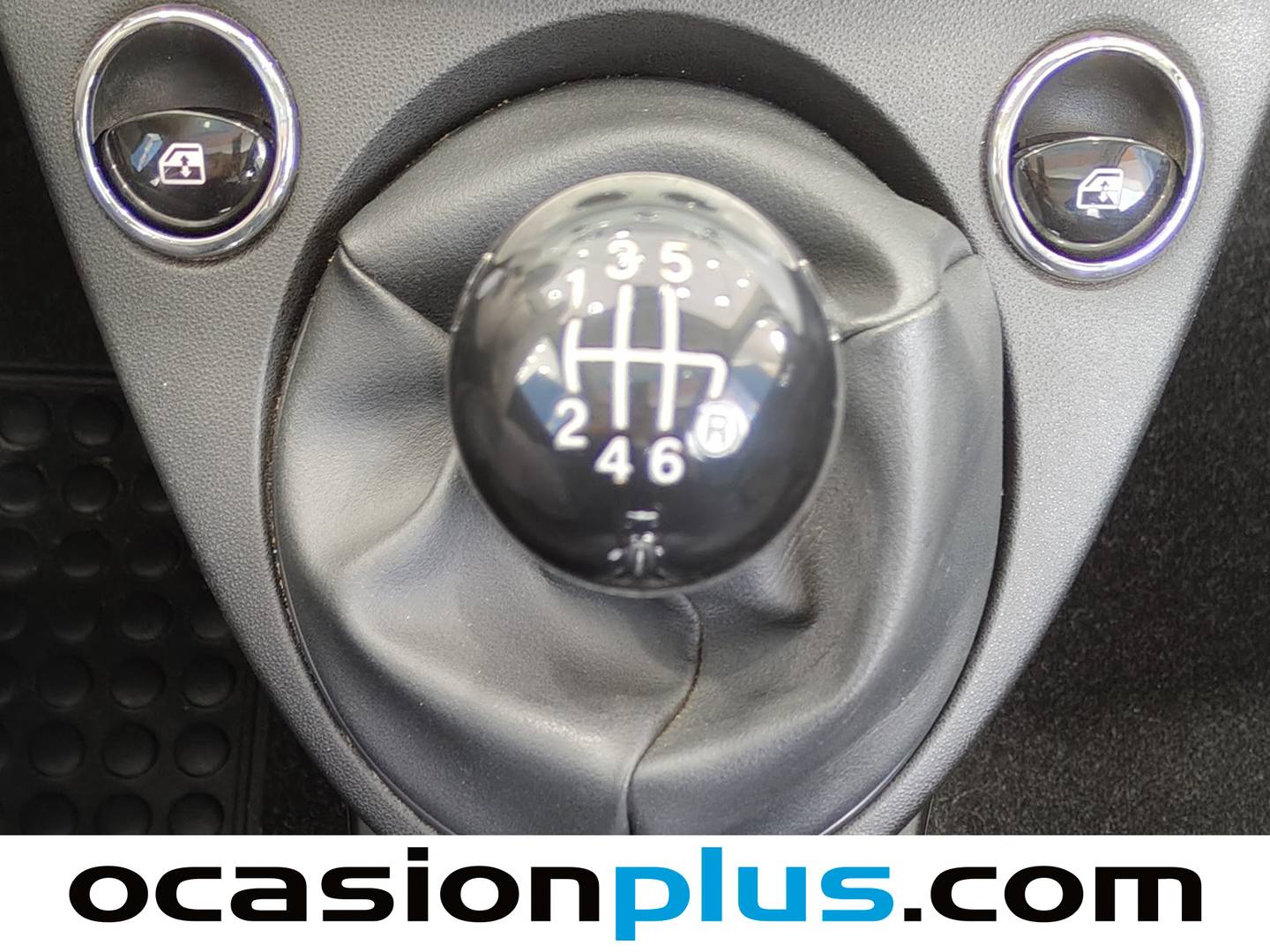 Fiat 500 Fiat 500 1.0 Hybrid Dolcevita (70 CV) de segunda mano