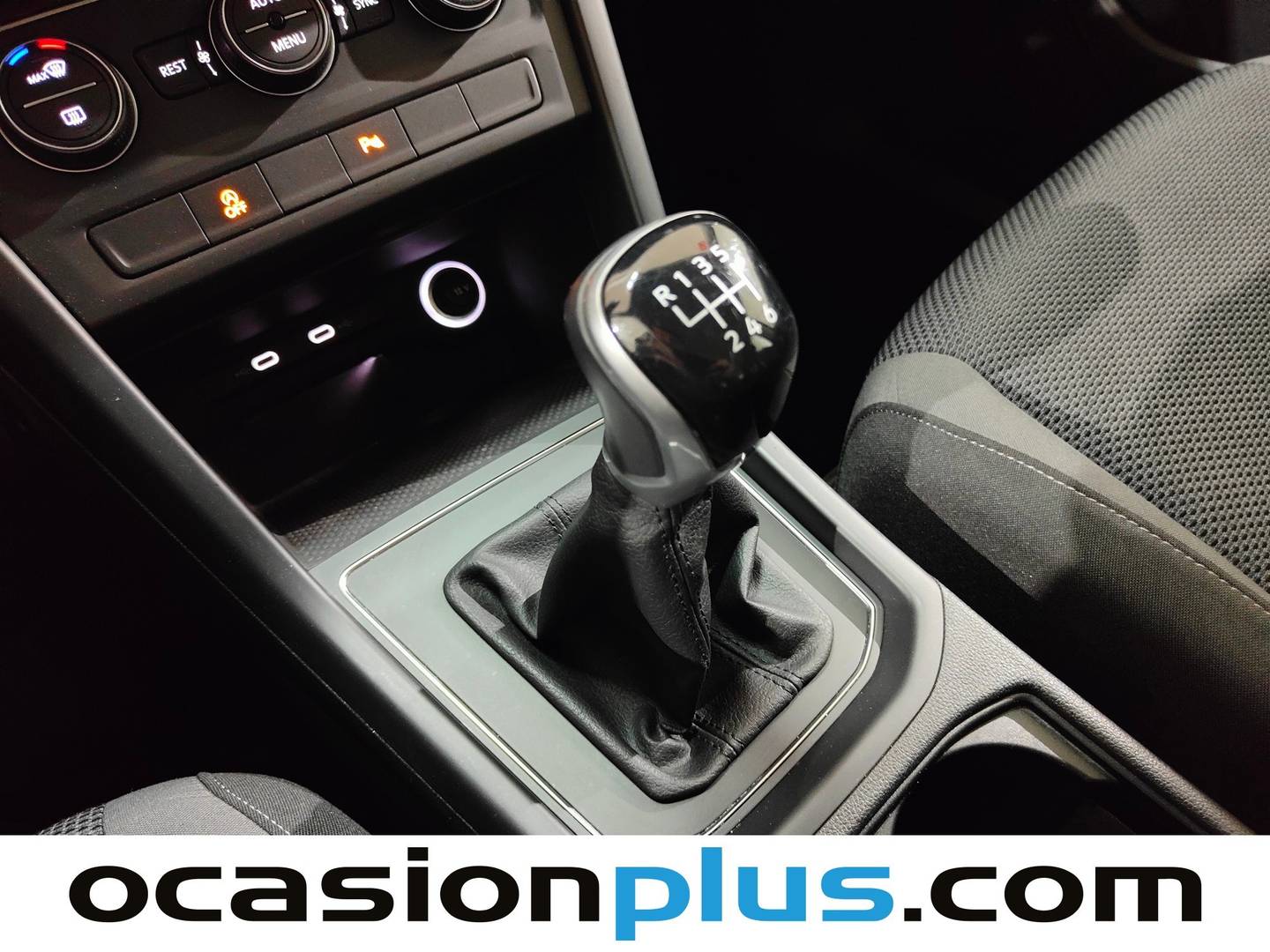 Foto Volkswagen Touran Volkswagen Touran Business 2.0 TDI (122 CV)