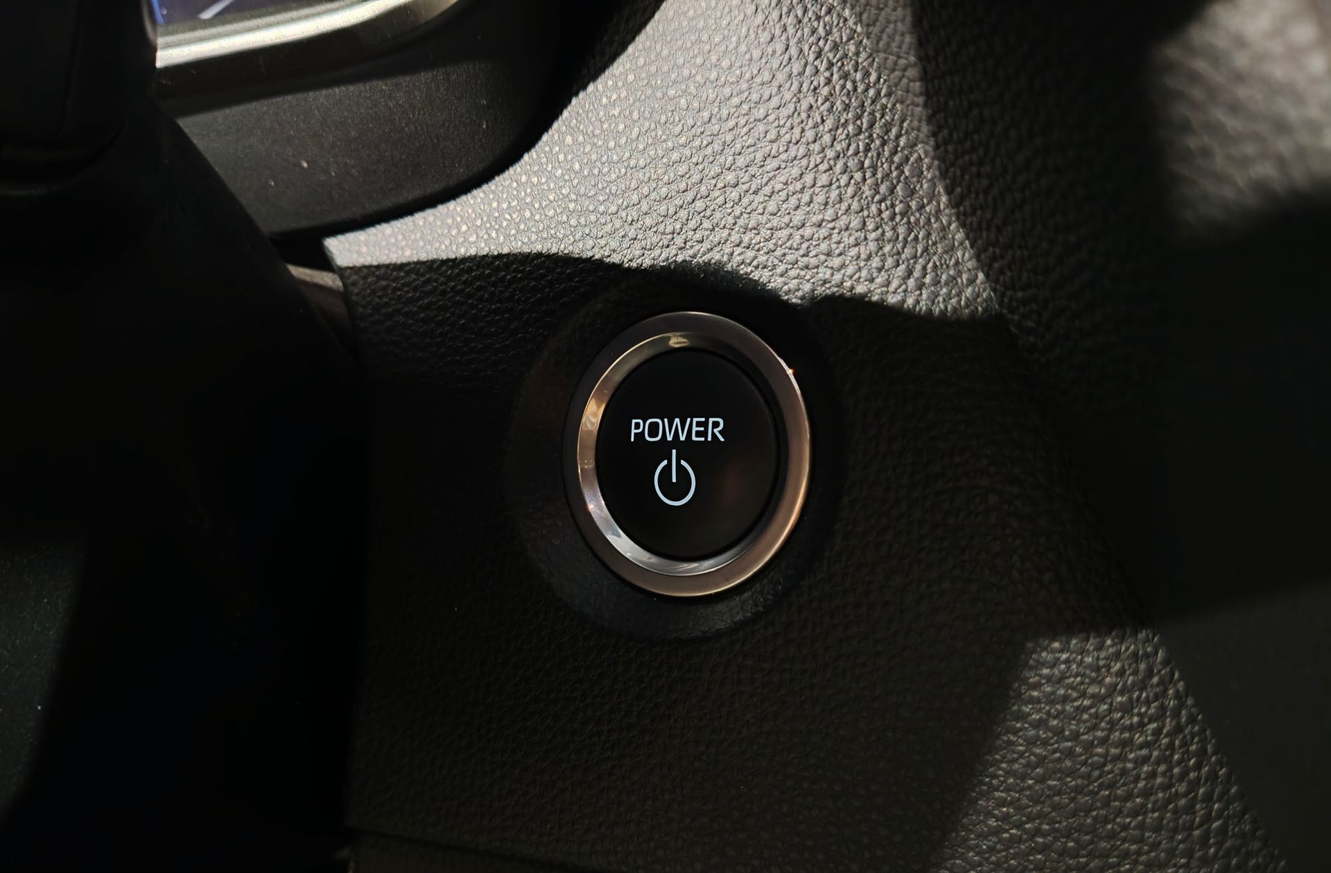 Toyota Corolla Touring Sports 140H Style - foto 37