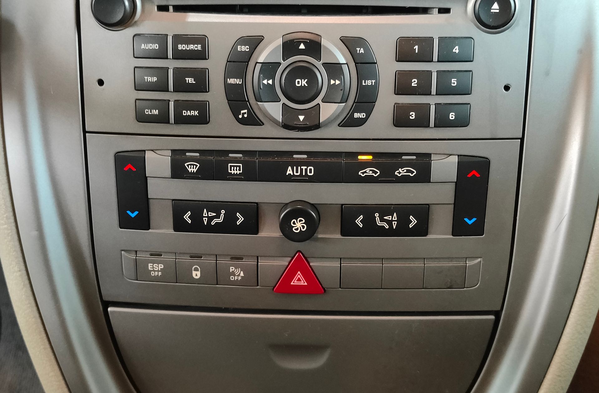 Citroën C5 1.6 HDi Premier - foto 22