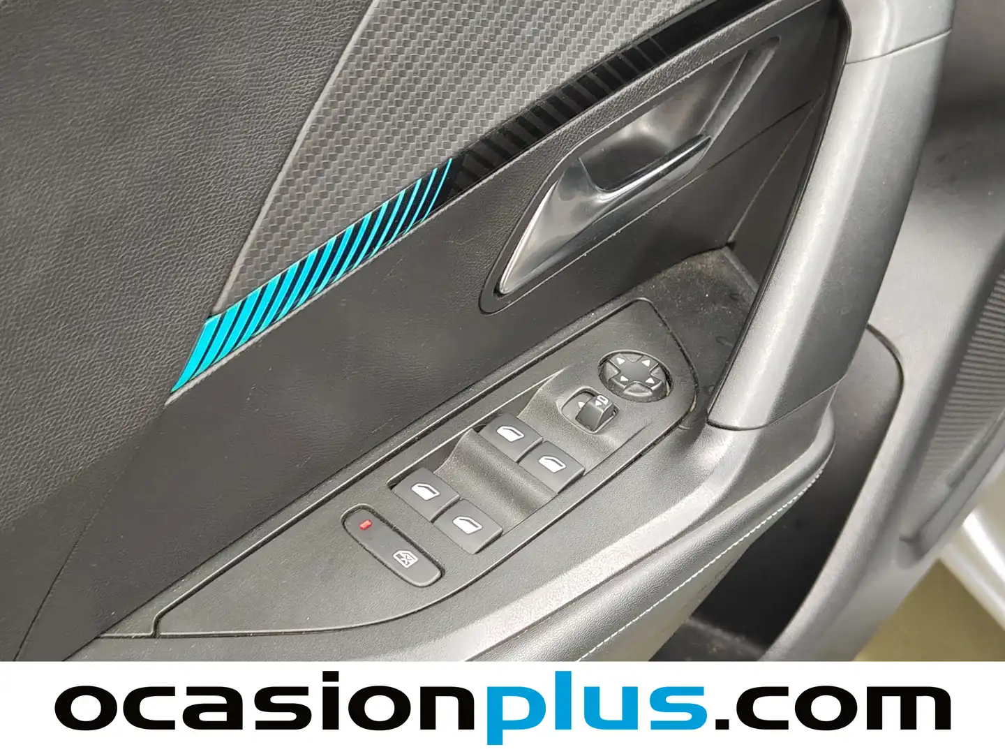 Foto Peugeot 2008 Peugeot 2008 PureTech 100 S&S Allure (100 CV)